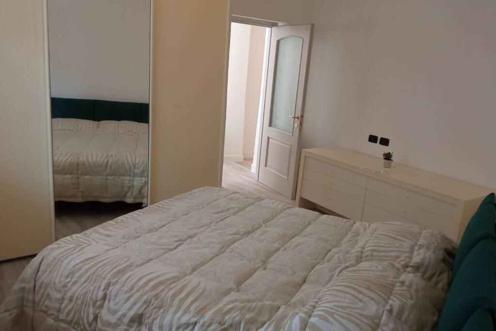 NembroEntire Flat, Independent Entrance, 20 Mins To Bgy - Bergamo Milan Airportアパートメント エクステリア 写真