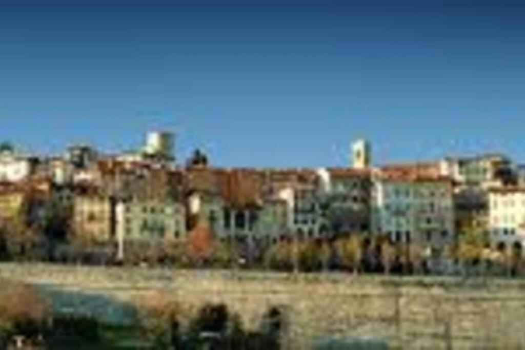 NembroEntire Flat, Independent Entrance, 20 Mins To Bgy - Bergamo Milan Airportアパートメント エクステリア 写真